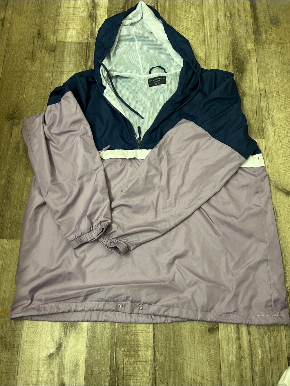 No Boundaries Navy & White Mesh-Lined Pullover